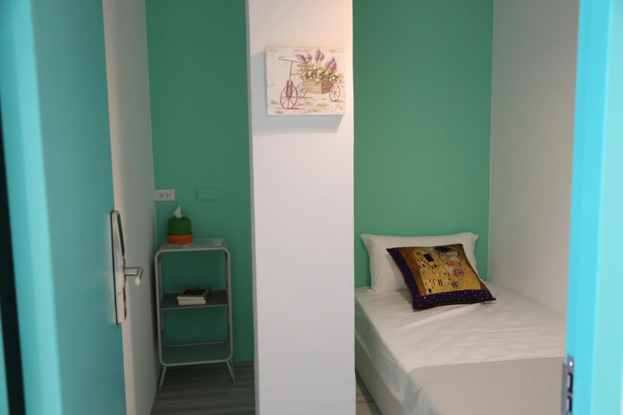 Tg Hostel - Stay Together Тайчжун Экстерьер фото