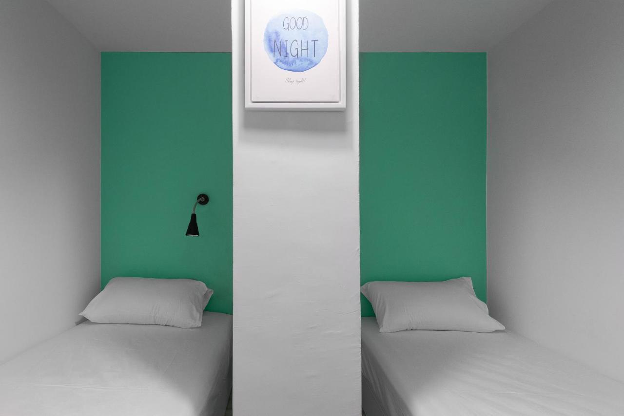 Tg Hostel - Stay Together Тайчжун Экстерьер фото